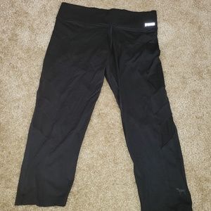 Victoria secret pink crop yoga pants